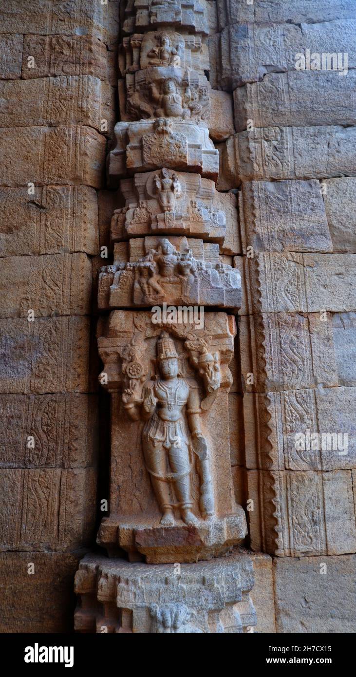 Sculpture sur temple, Gandikota, Kurnool, Andhra Pradesh, Inde Banque D'Images