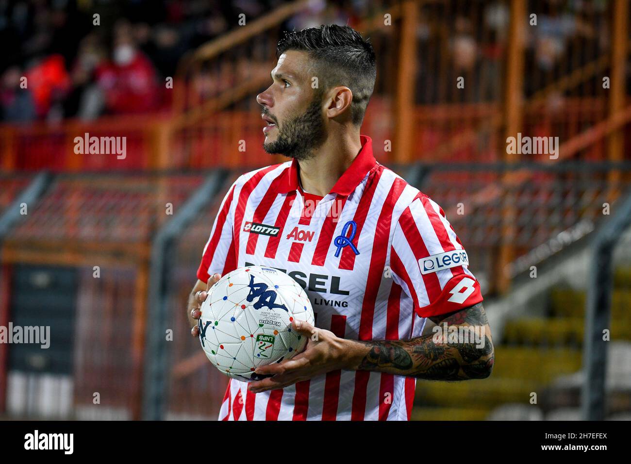 Stadio Romeo Menti, Vicenza, Italie, 20 novembre 2021,Portrait de Marco Calderoni (Vicenza) pendant LR Vicenza vs Brescia Calcio - Italian football Cha Banque D'Images