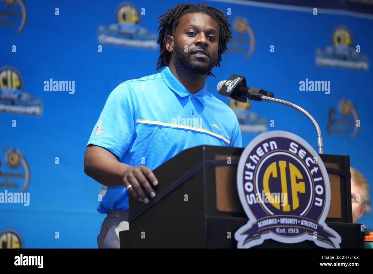 San Diego Chargers ancien en arrière LaDainian Thomlinson parle à la 45e CIF Southern Section football Championship Press Conference, lundi, non Banque D'Images