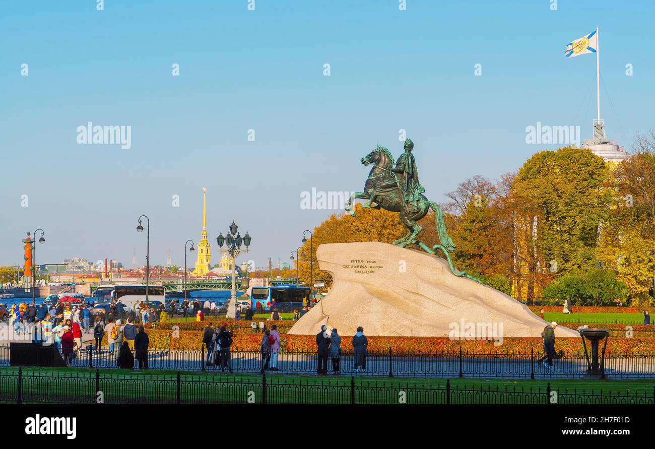 Monument à Pierre le Grand sur la place du Sénat en automne.Saint-Pétersbourg.Russie. Banque D'Images