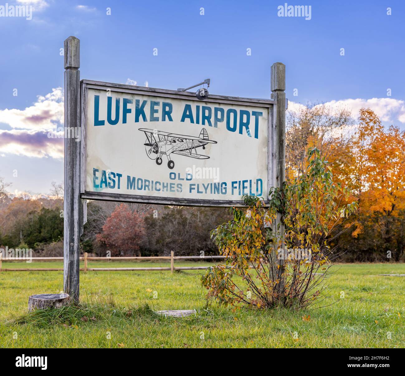 Panneau de l'aéroport de Lufker, ancien champ de vol de moriches Banque D'Images