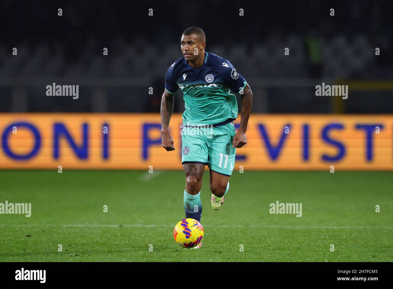 Turin, Italie, le 22 novembre 2021.Walace d'Udinese Calcio pendant la série Un match au Stadio Grande Torino, Turin.Crédit photo à lire: Jonathan Moscrop / Sportimage crédit: Sportimage / Alay Live News Banque D'Images