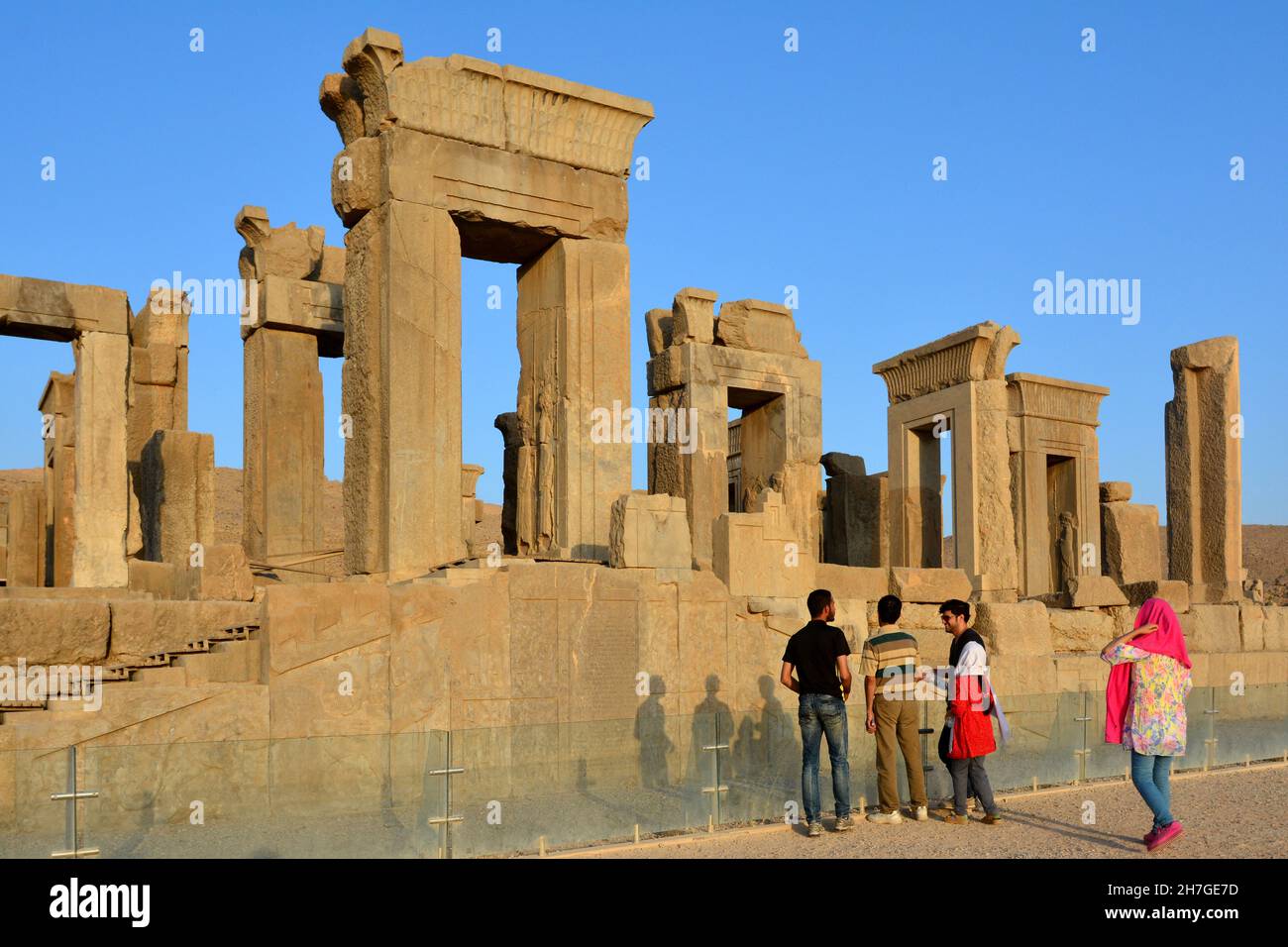 IRAN.SHIRAZ.PERSEPOLIS.LES RUINES DU PALAIS DE TACHARA OU DARIUS, CAPITALE DE L'EMPIRE PERSE DE LA DYNASTIE ACHEMENIDE, ONT ÉTÉ FONDÉES PAR DARIUS Banque D'Images