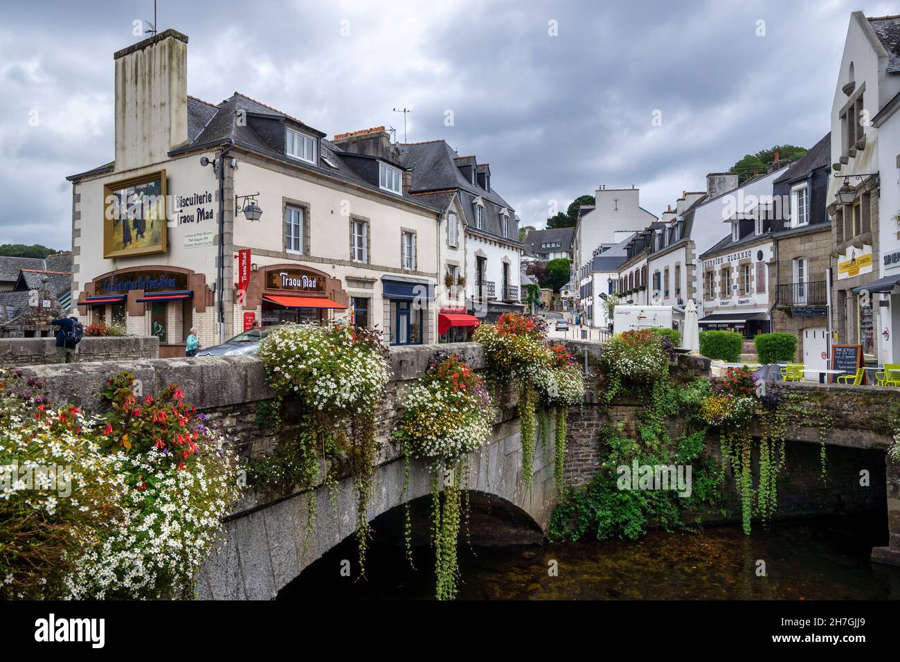 Dans le village d'artistes de Pont-Aven, Quimper, Finistère, Bretagne, France,Europe Banque D'Images Dans le village d'artistes de Pont-Aven, Quimper, Finistère, Bretagne, France,Europe Banque D'Images