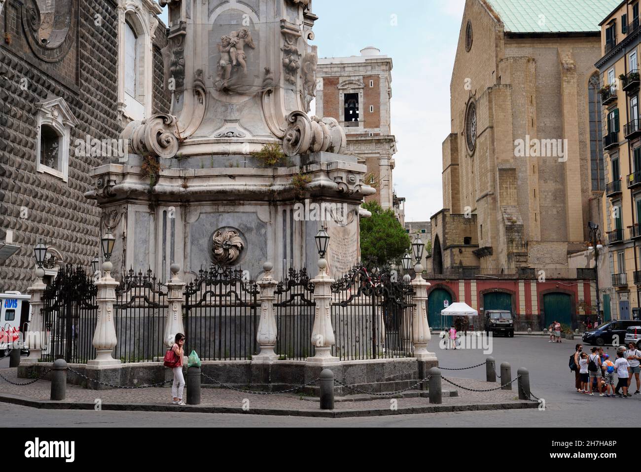 Piazza del Gesù Nuovo à Naples, Naples, Campanie, Italie, Europe Banque D'Images