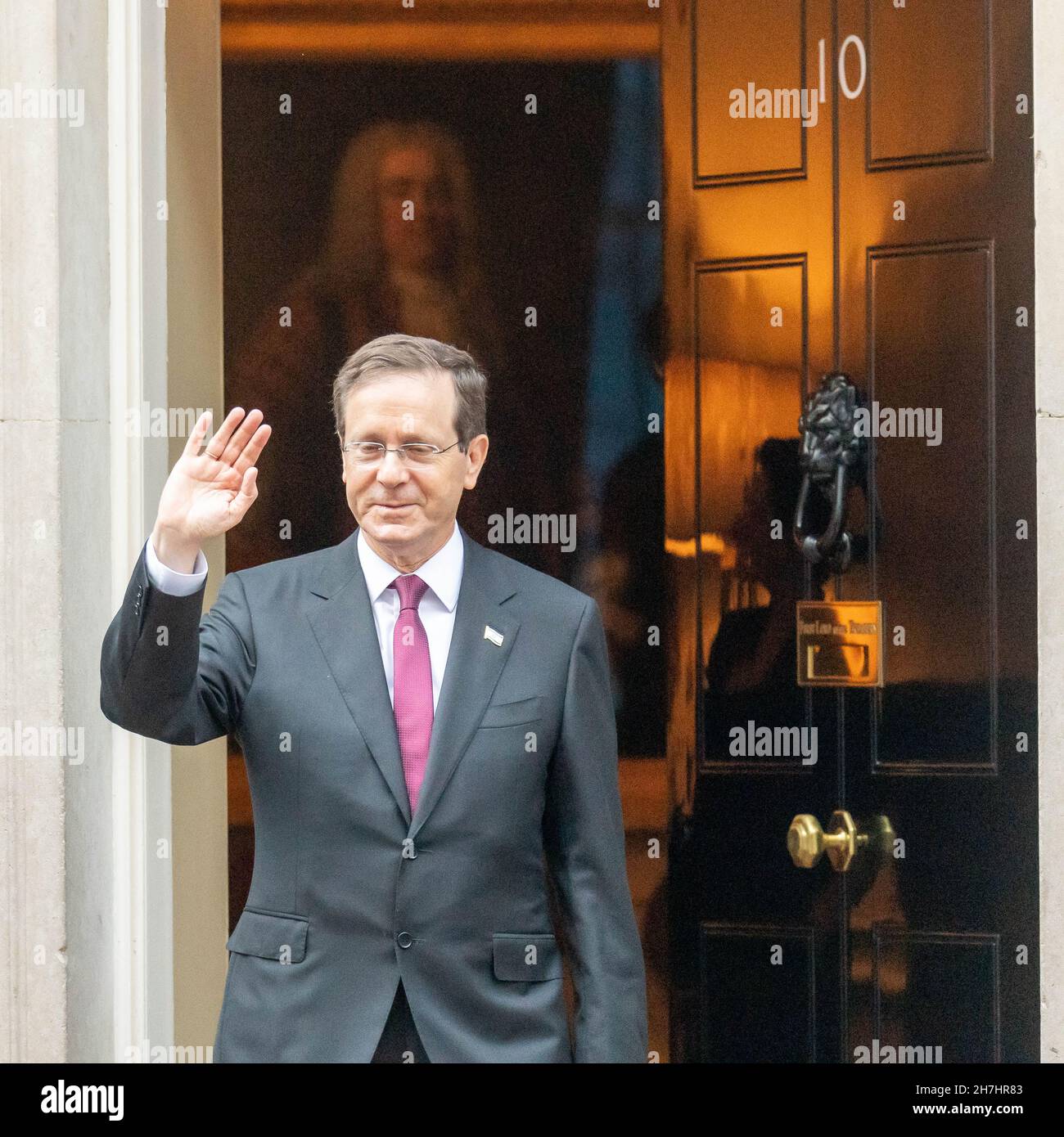 Londres 23 novembre 2021 Isaac Herzog, président d'Israël (en photo) visite Boris Johnson, premier ministre parlementaire, au 10 Downing Street, Londres Royaume-Uni crédit: Ian Davidson/Alay Live News Banque D'Images