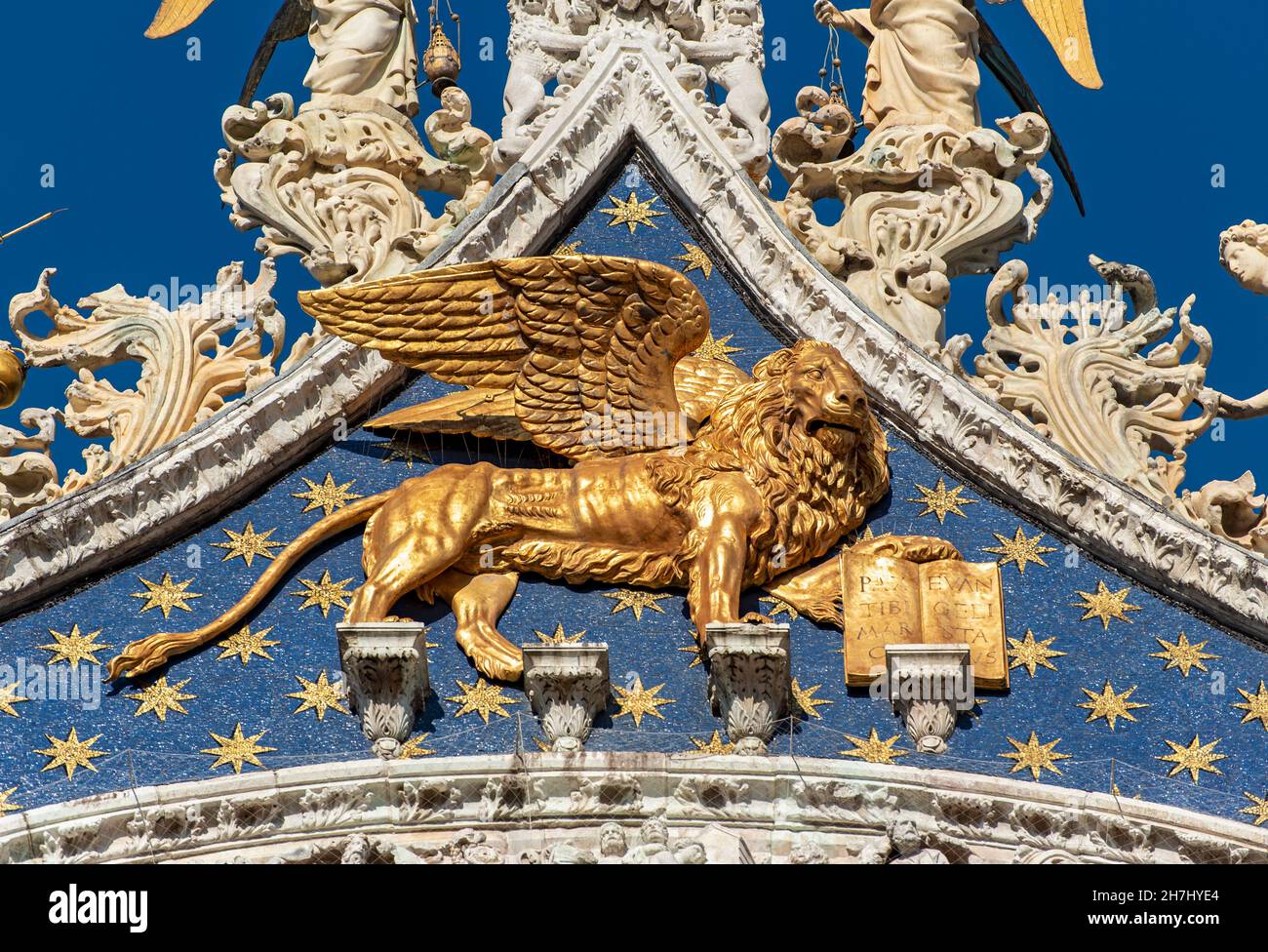 Lion ailé de Saint-Marc, Basilique Saint-Marc, Piazza San Marco, Venise, Italie Banque D'Images