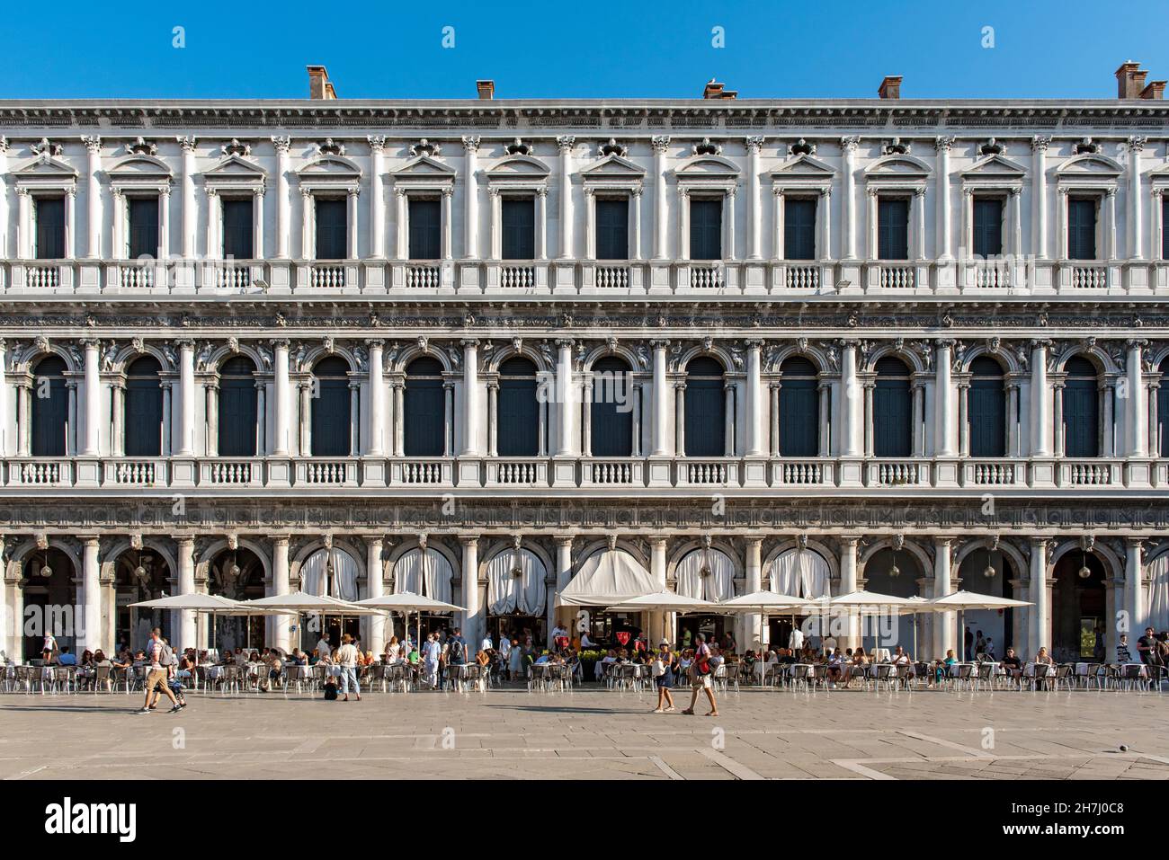 Bâtiment Procuratie Nuove, Piazza San Marco (place Saint-Marc), Venise, Italie Banque D'Images