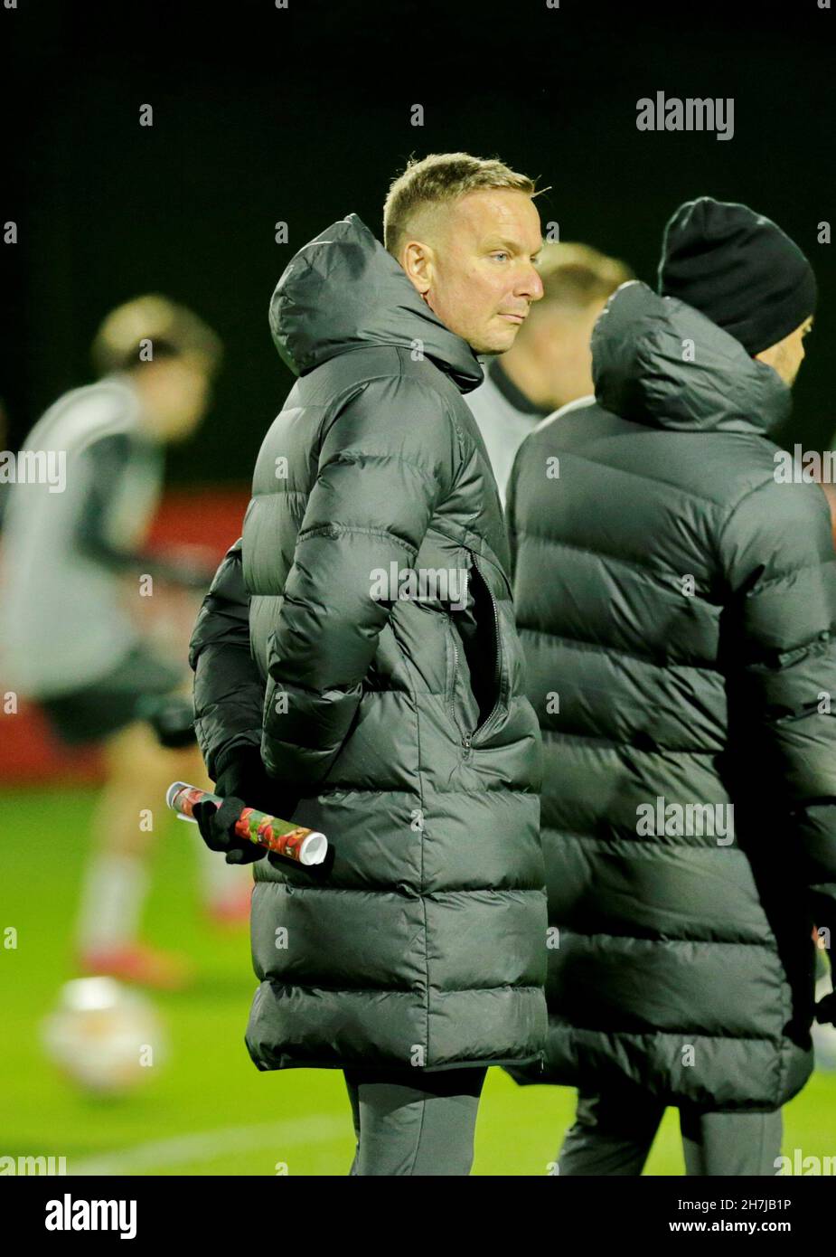 Kirkby, Liverpool, Angleterre ; 23 novembre 2021 ; AXA Training Center,Kirkby, Liverpool, Angleterre ; Liverpool FC s'entraîne avant leur match de football de la Ligue des Champions contre FC Porto le 24 novembre : l'entraîneur assistant de Liverpool Pepijn Lijnders crédit : action plus Sports Images/Alay Live News Banque D'Images