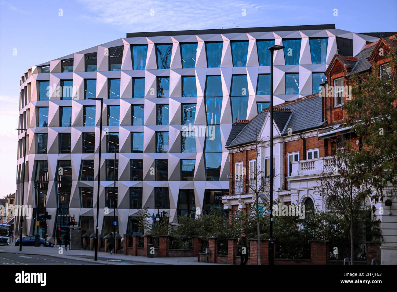 Hounslow House | London Borough of Hounslow Hounslow House 7 Bath Road Hounslow Middlesex TW3 3EB Banque D'Images