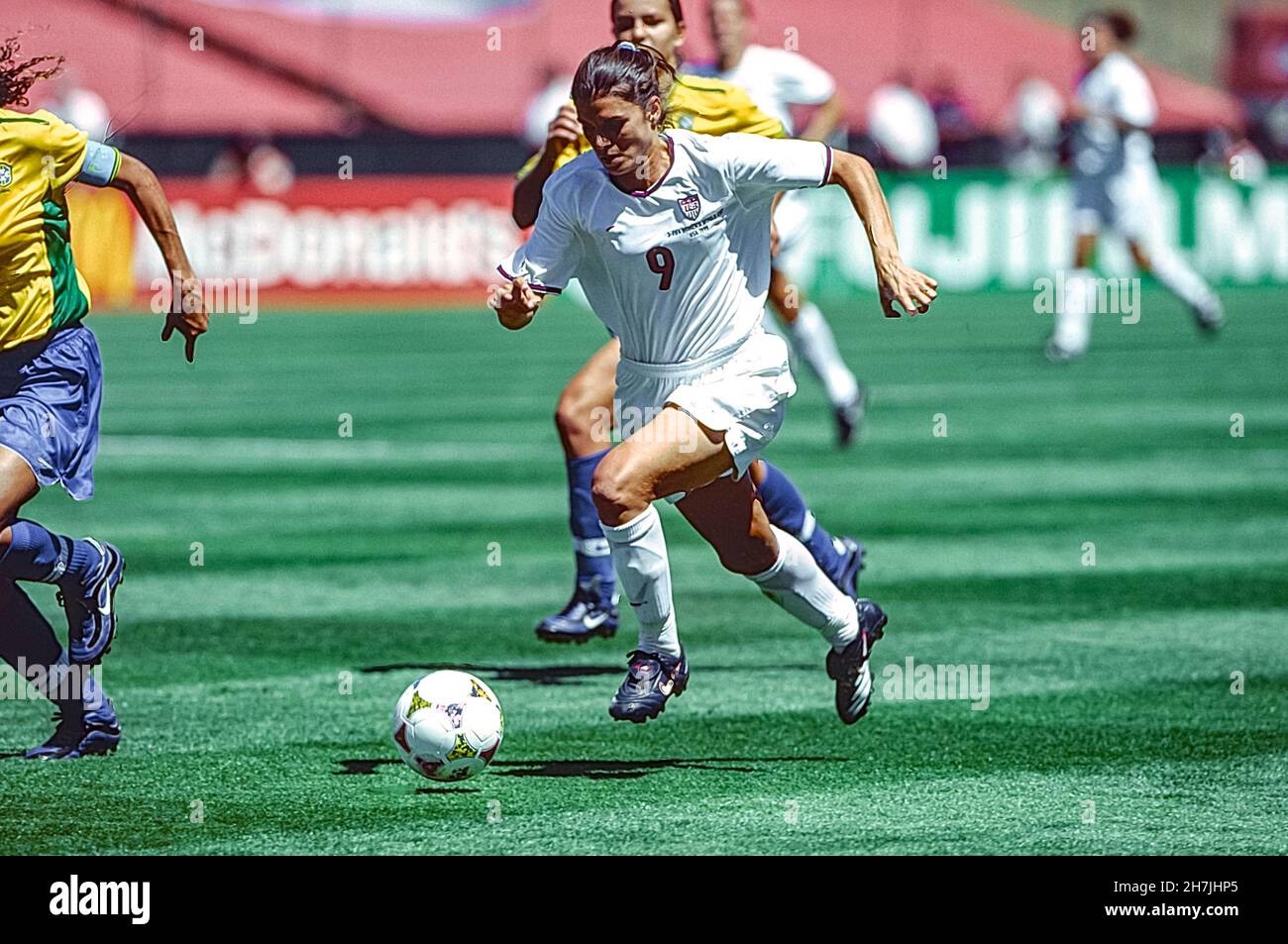 Mia Hamm (États-Unis) participant à la demi-finale de football de la coupe du monde des femmes de la FIFA 1999 Banque D'Images