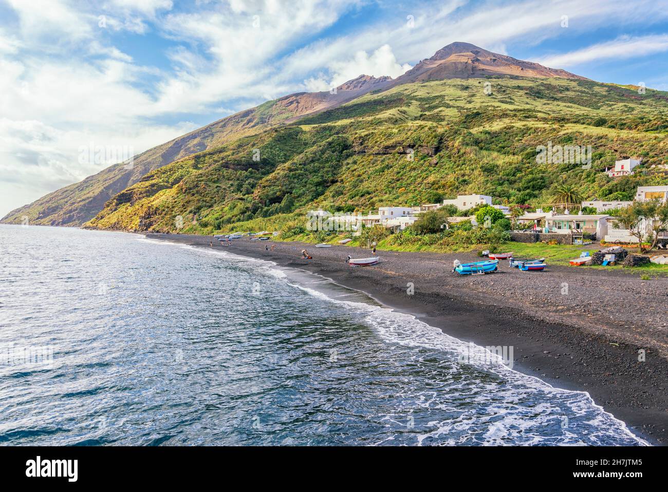 Plage volcanique, Stromboli, Iles Eoliennes, Sicile, Italie Banque D'Images