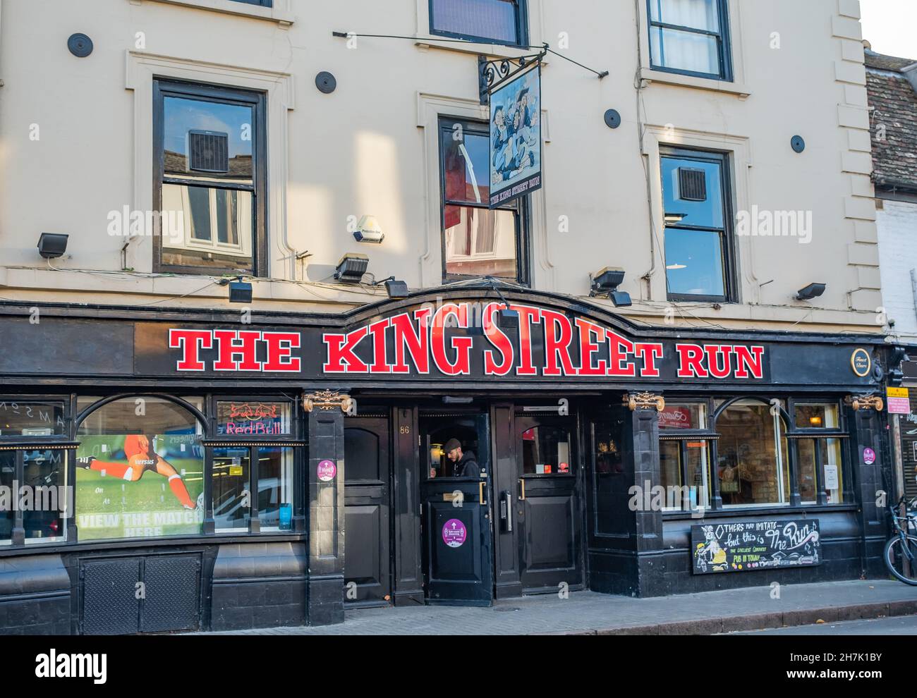 Cambridge, Cambridgeshire, Royaume-Uni – novembre 2021.L'extérieur du King Street Run Pub dans la ville de Cambridge Banque D'Images