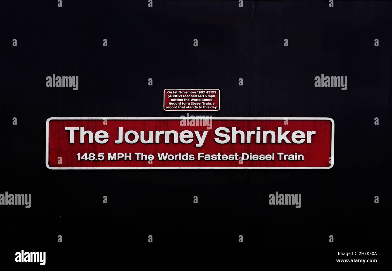Le shrinker Journey platines d'information sur la locomotive Lead 43102 qui a battu le record mondial de vitesse d'un train diesel avec une vitesse de 148.5 mph dans non Banque D'Images