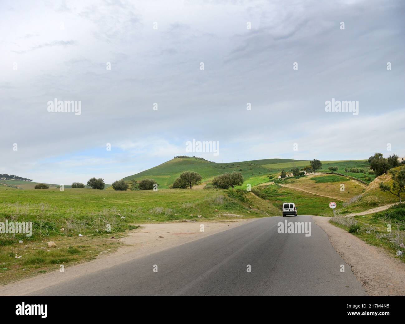 En voiture dans le nord du Maroc. Banque D'Images