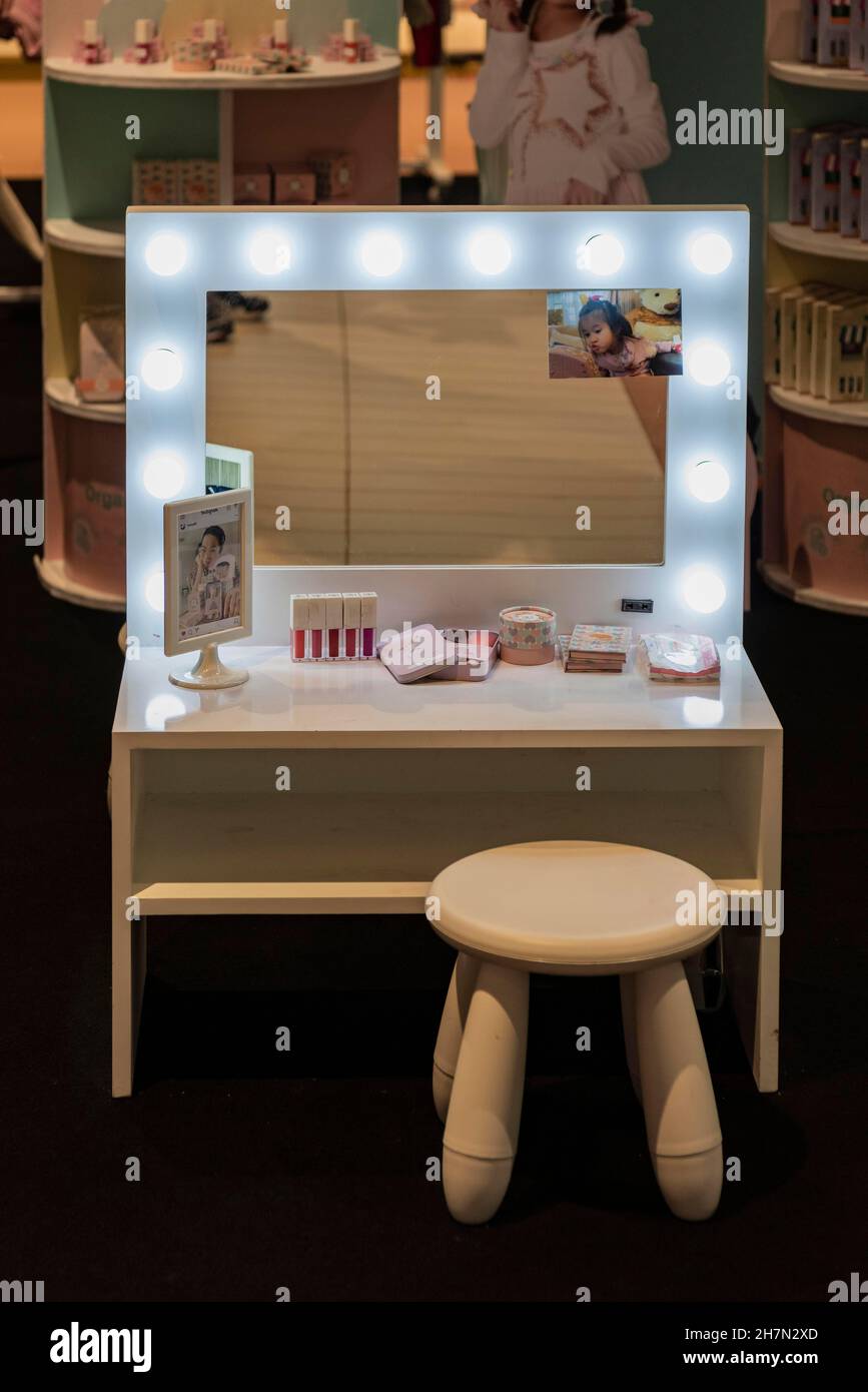Coiffeuse pour enfants Banque D'Images