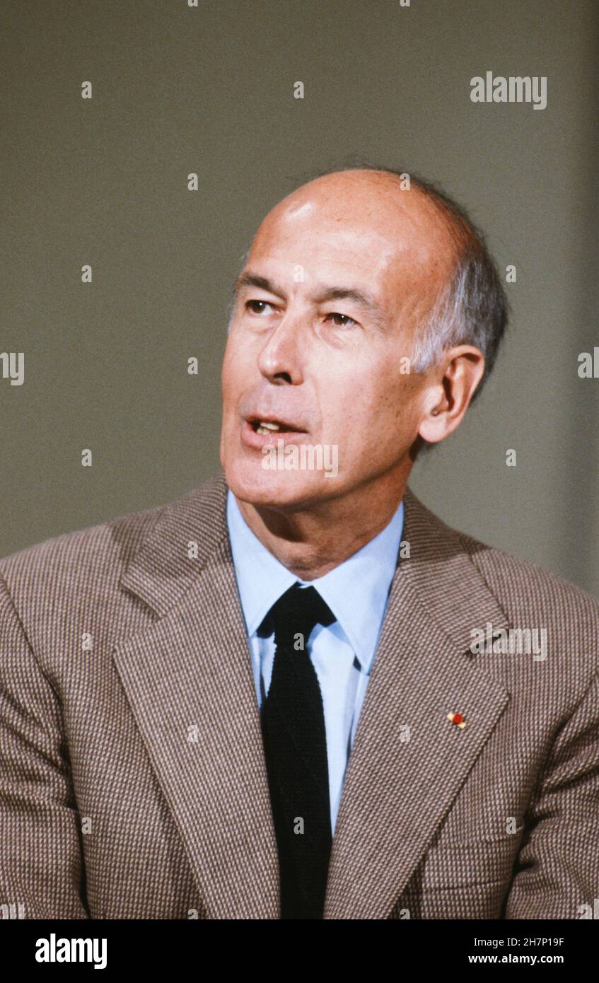 Valéry Giscard d'Estaing sur l'ensemble de l'émission de télévision politique 'l'heure de vérité', présentée par François-Henri de Virieu sur antenne 2.16 septembre 1982 Banque D'Images