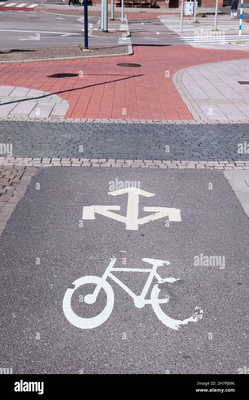 Piste cyclable à Göteborg, Suède.Infrastructure de transport de vélo. Banque D'Images