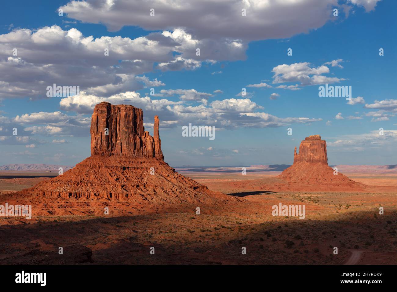 Monument Valley, paysage désertique de l'Arizona Banque D'Images