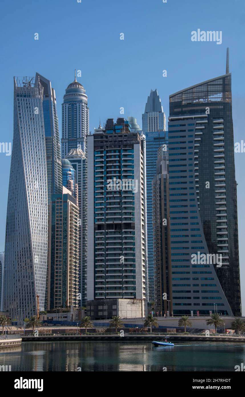 Sky scrapers Dubai Marina Émirats Arabes Unis Banque D'Images