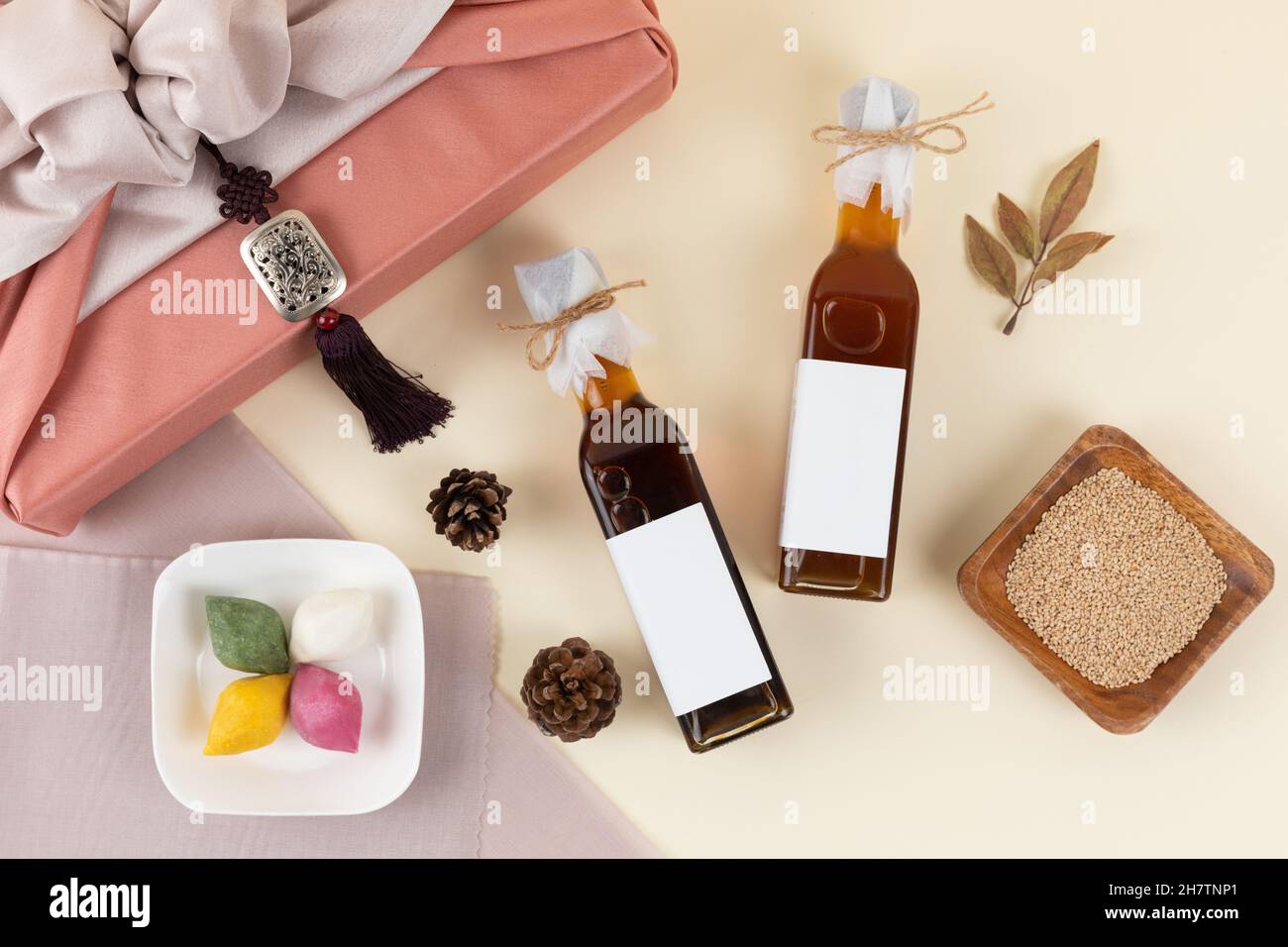 Coffret cadeau de qualité supérieure à l'huile de sésame, emballage cadeau  traditionnel coréen Photo Stock - Alamy
