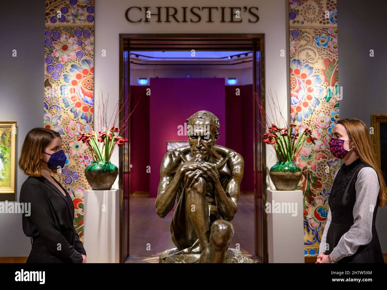 Christie’s, Londres, Royaume-Uni.25 novembre 2021.Des œuvres d'art russe sont proposées à la vente le 29 novembre à Londres.Image : Mark Antokolsky (1842-1902).Un modèle de bronze rare et monumental de Mephistopheles.Environ 150,000 à 200,000 £.Crédit : Malcolm Park/Alay Live News. Banque D'Images