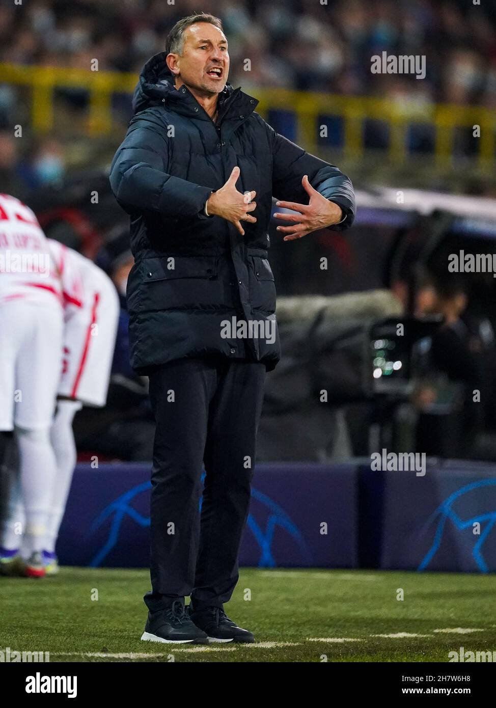 BRUGGE, BELGIQUE - NOVEMBRE 24 : l'entraîneur Jesse Marsch de RB Leipzig réagit lors du match du groupe de la Ligue des champions de l'UEFA entre le Club Brugge et le RB Leipzig à Jan Breydelstadion le 24 novembre 2021 à Bruges, Belgique (photo de Jeroen Meuwsen/Orange Pictures) Banque D'Images