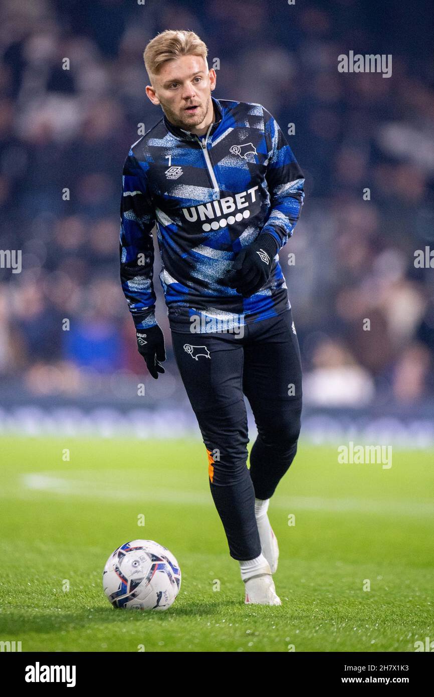 LONDRES, ANGLETERRE - 24 NOVEMBRE : Kamil Jozwiak pendant le match de championnat Sky Bet entre Fulham et Derby County à Craven Cottage le 24 novembre 2 Banque D'Images