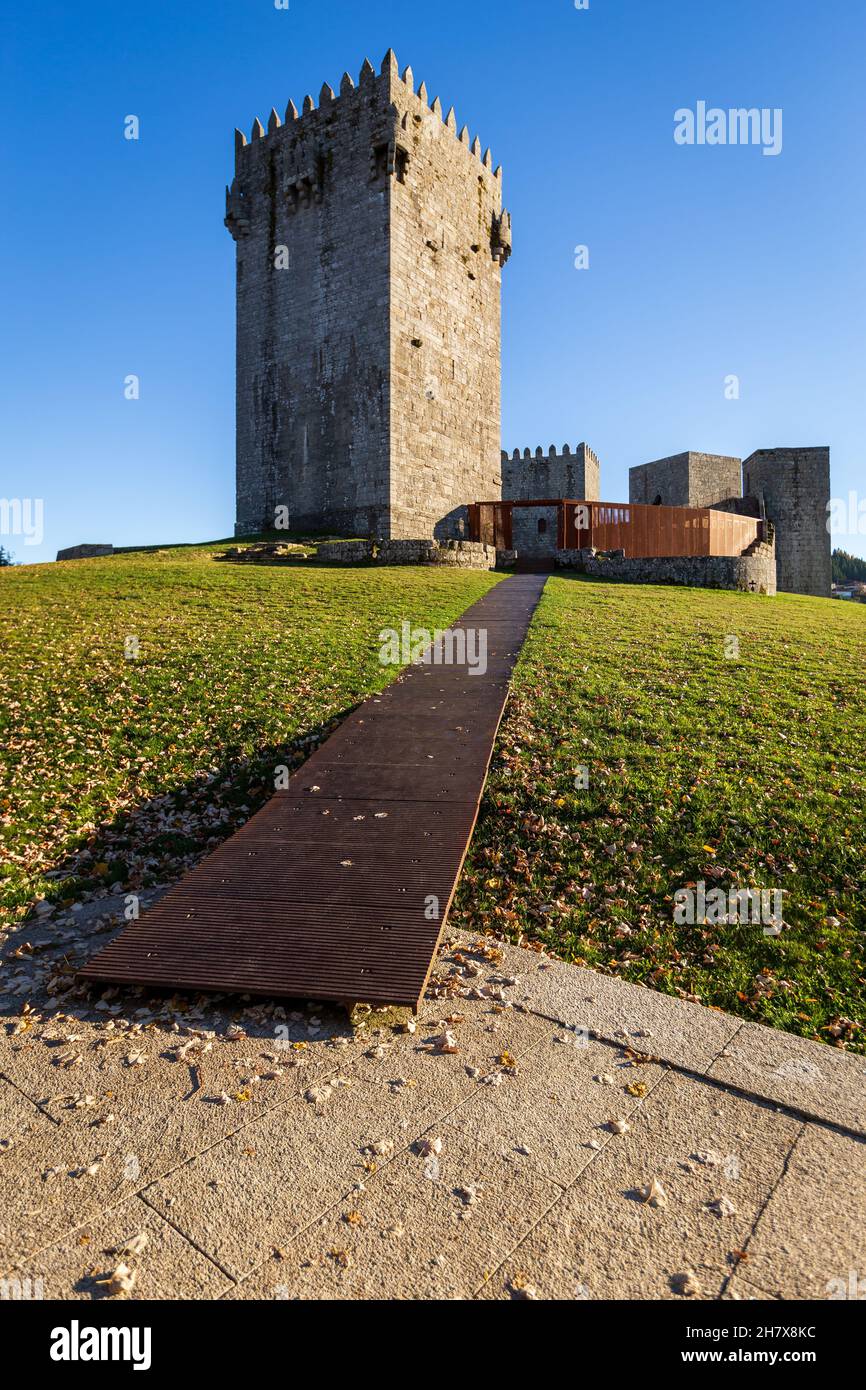 Château de Montalegre, au coucher du soleil, Portugal Banque D'Images