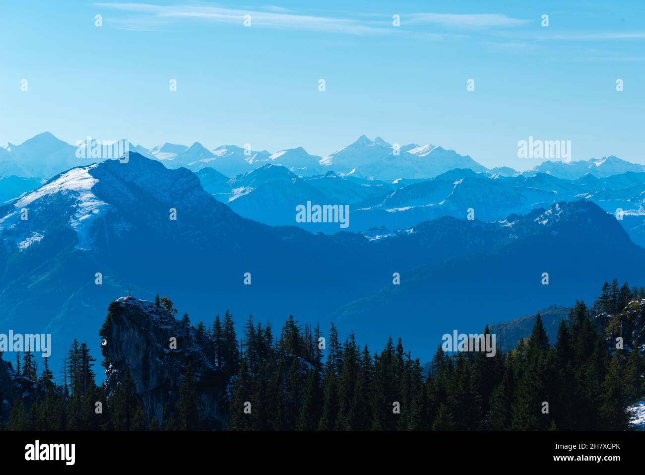 Kampenwand montagnes à environ 1500m asl avec vues panoramiques, téléphérique d'Aschau, Alpes de Chiemgauer, haute-Bavière sud de l'Allemagne, Europe Banque D'Images