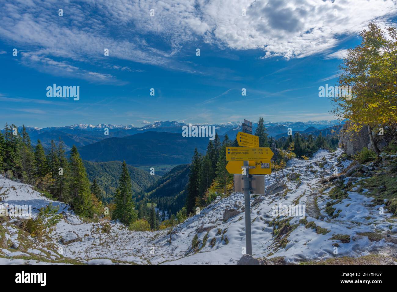 Kampenwand montagnes à environ 1500m asl avec vues panoramiques, téléphérique d'Aschau, Alpes de Chiemgauer, haute-Bavière sud de l'Allemagne, Europe Banque D'Images