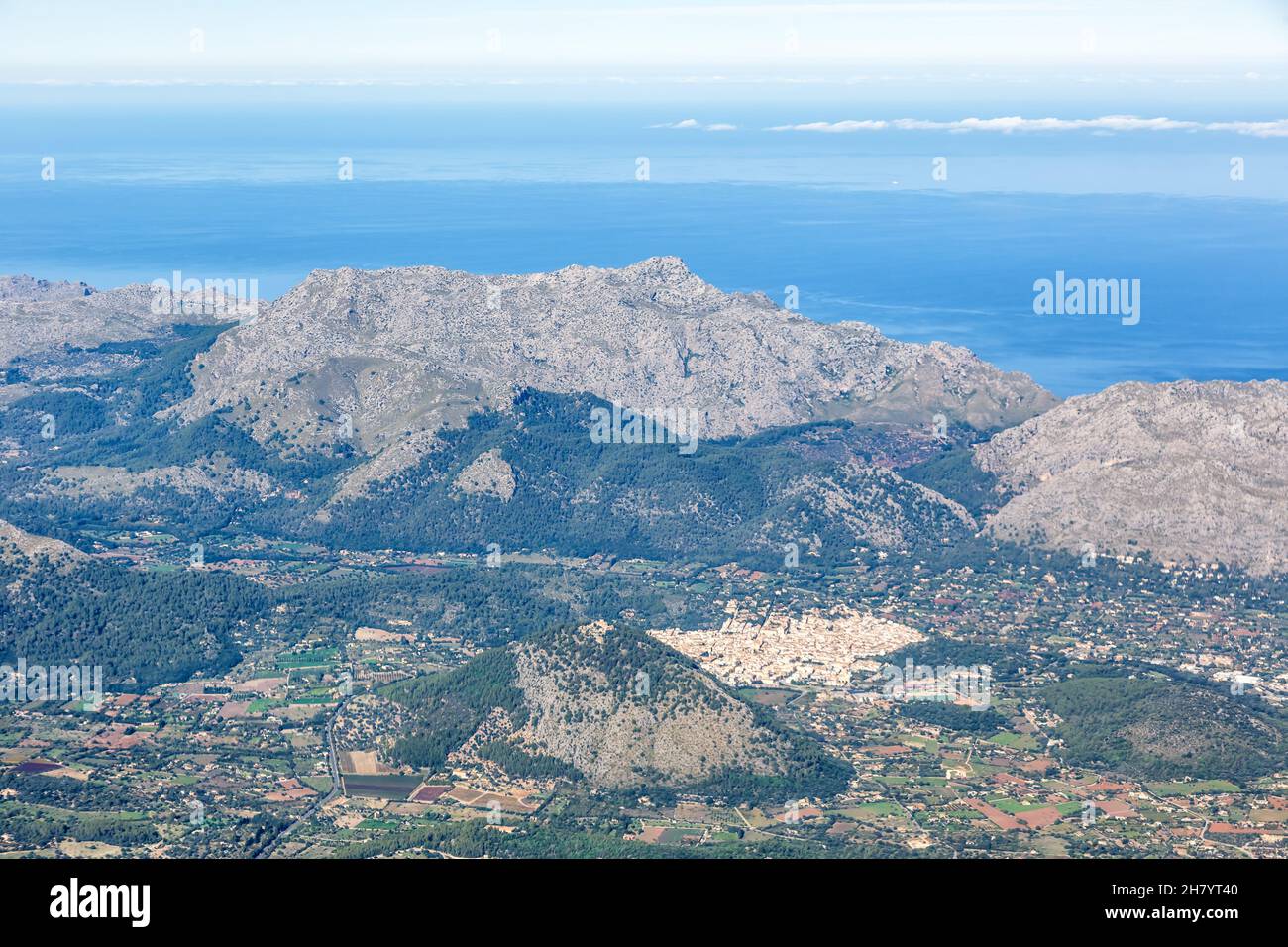 Monastère Santuari de la Mare de Deu del Puig près de Pollenca sur Majorque vue aérienne photo en Espagne Banque D'Images