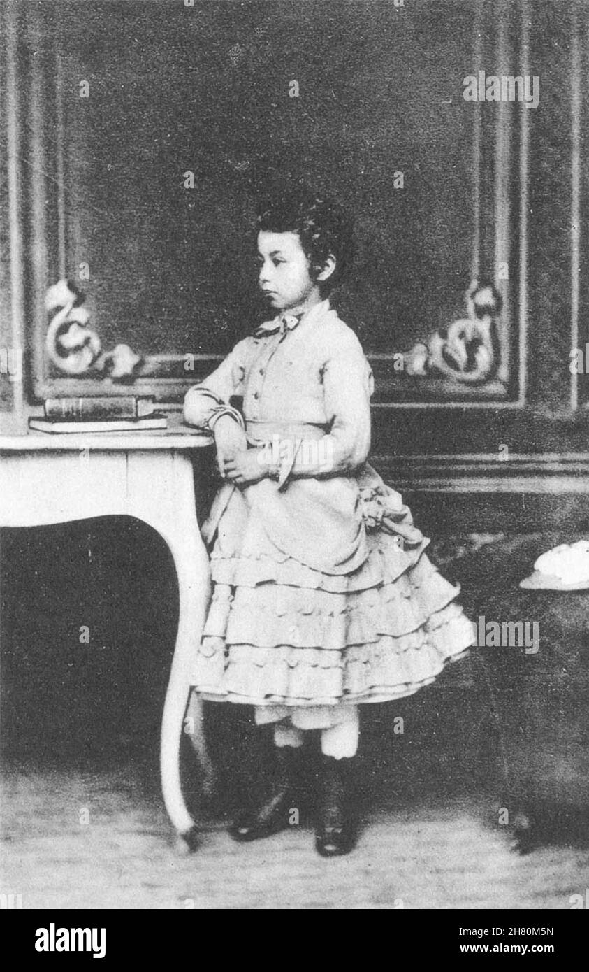 PORTRAITS.Portrait d'une fille inconnue, c.1865 1935 ancienne image d'impression vintage Banque D'Images