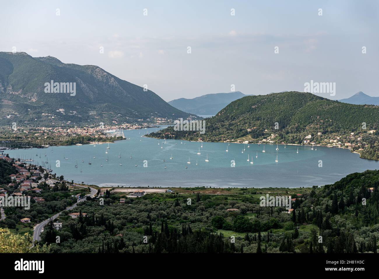 Village de Nydri dans l'île de Lefkada en Grèce Banque D'Images