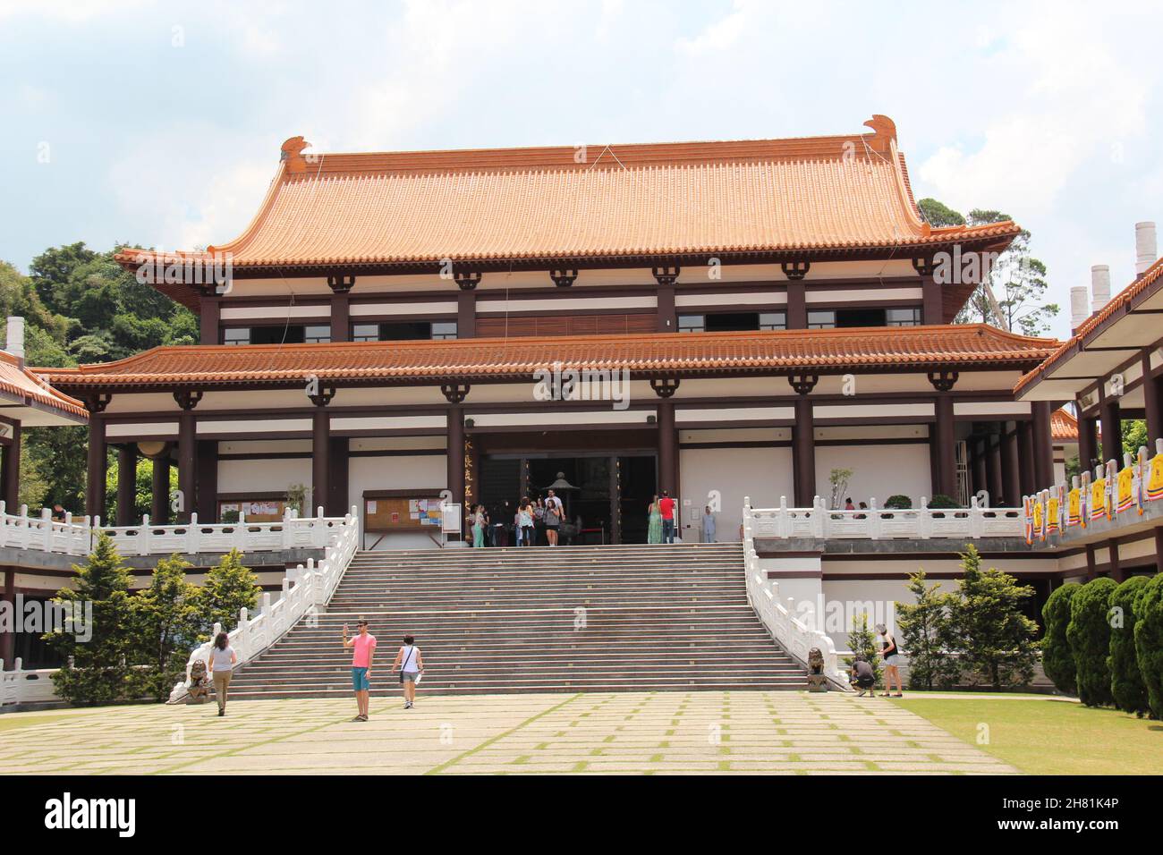 Temple bouddhiste zu Lai : vue depuis la cour intérieure.Cotia - São Paulo, Brésil. Banque D'Images