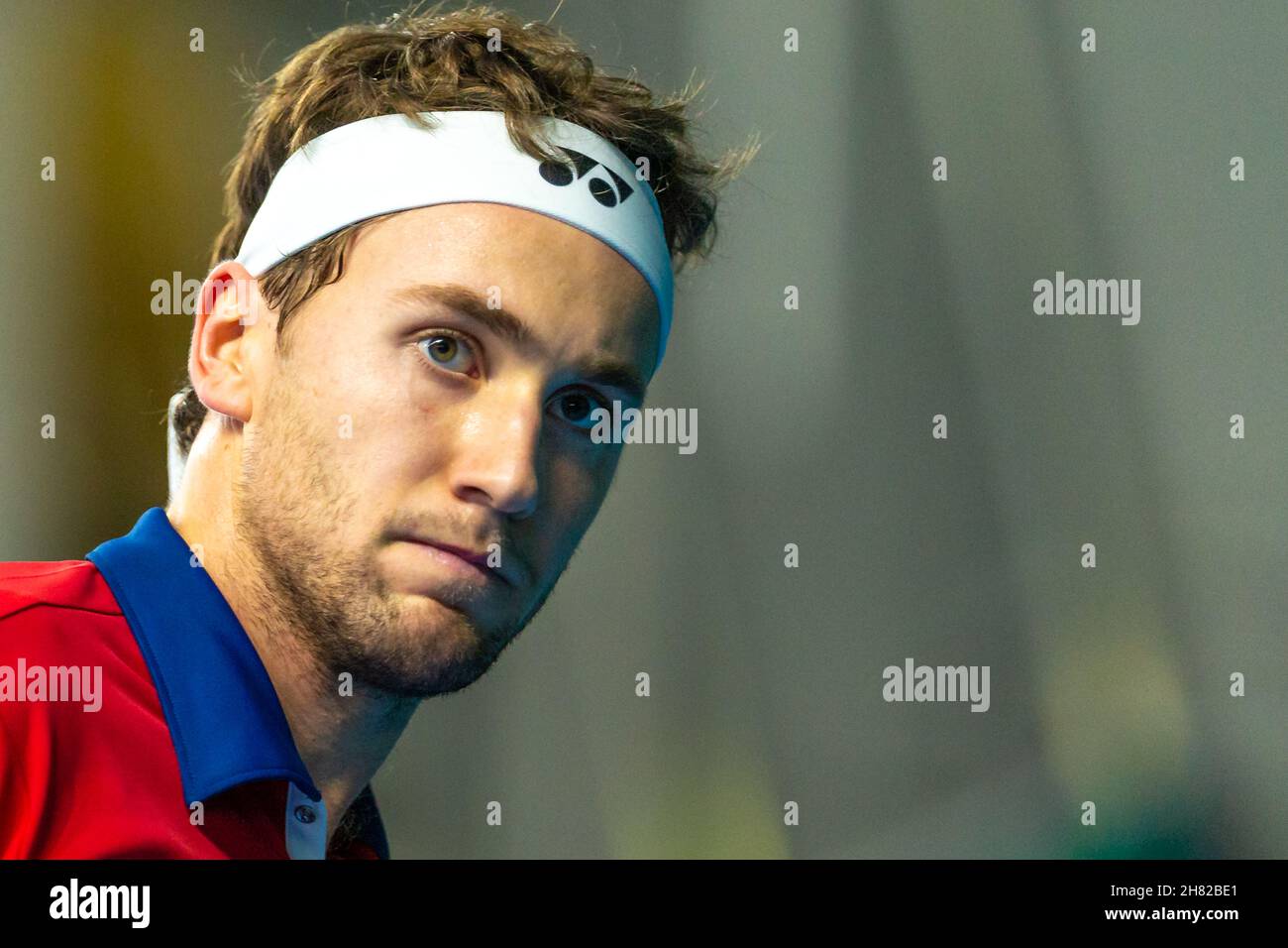 Oslo, Norvège 26 novembre 2021 tennis Davis Cup Norvège contre Ukraine à l'Oslo tennis Arena d'Oslo, Norvège.Casper Ruud de Norvège regarde pendant son premier tour de match contre Vitaliy Sachko de l'Ukraine crédit: Nigel Waldron/Alamy Live News Banque D'Images