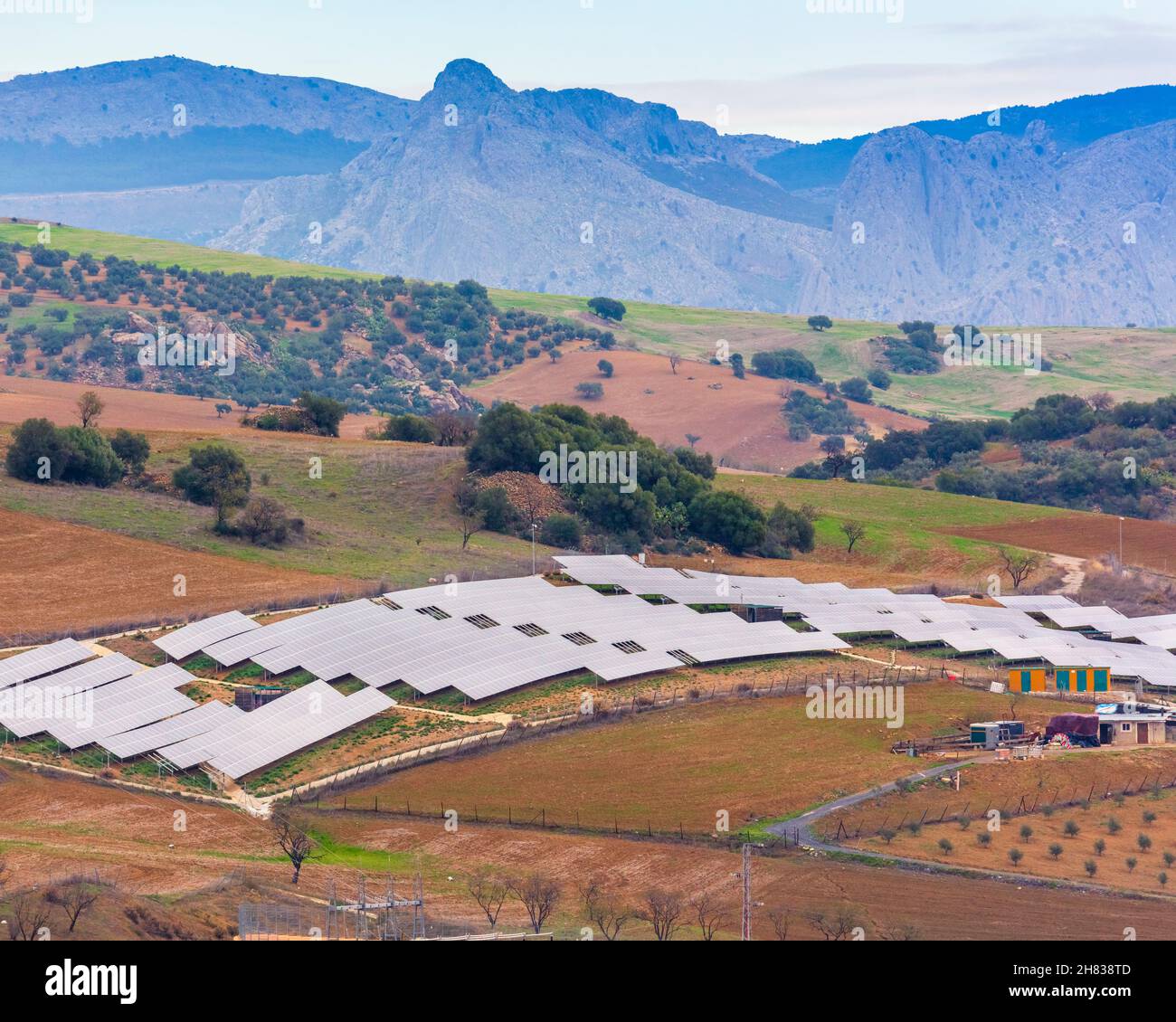 Panneaux solaires produisant de l'énergie électrique renouvelable Andalousie, sud de l'Espagne Banque D'Images