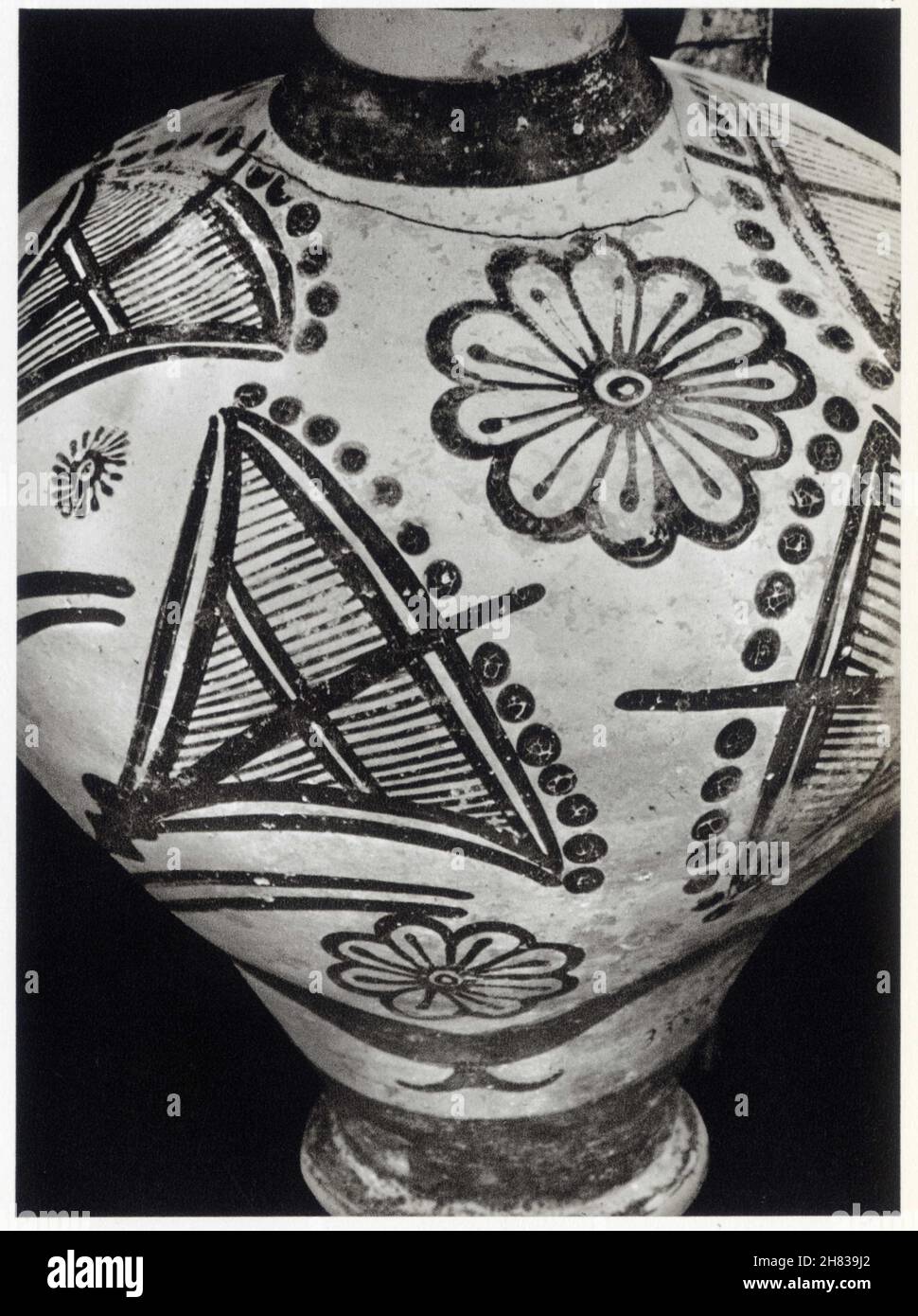 Pichet aux fleurs stylisées.Musée d'Héraklion Banque D'Images
