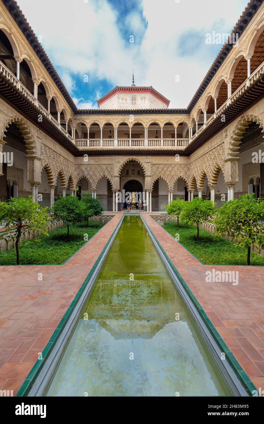 Palais royal de Séville en été en Andalousie Banque D'Images