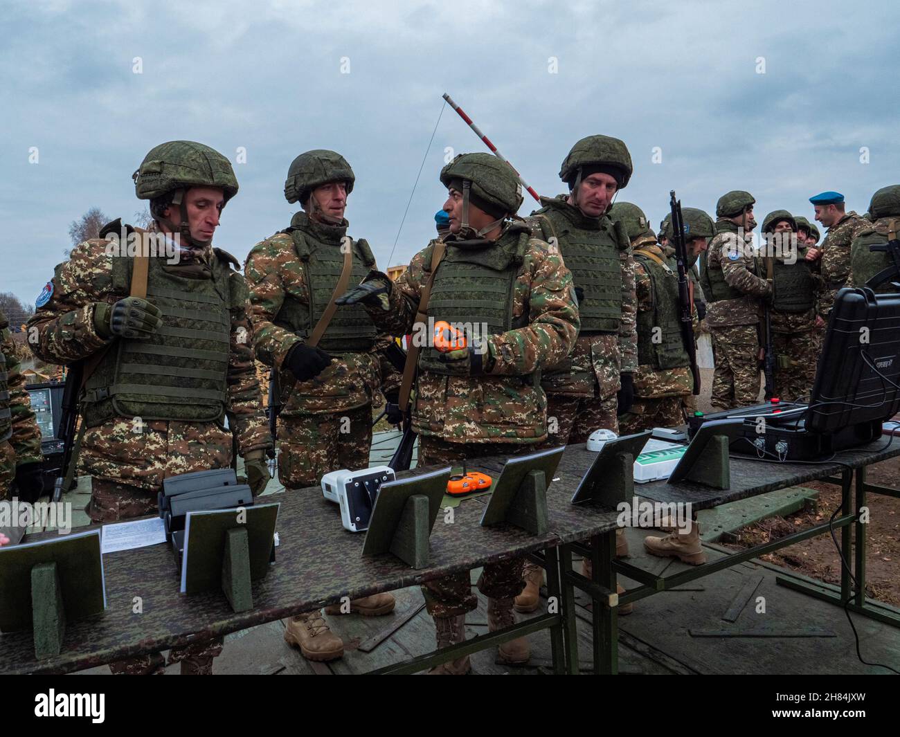 Kazan, Russie.08 novembre 2021.Former les soldats à de nouvelles techniques.Exercices de l'armée des pays de l'Organisation du Traité de sécurité collective Banque D'Images