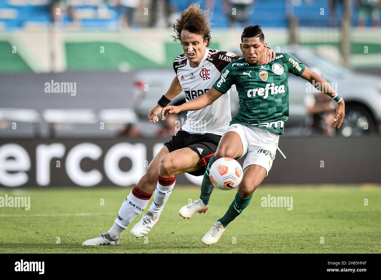 MONTEVIDEU, C. - 27.11.2021: PALMEIRAS X FLAMENGO FINAL LIBERTADORES - lors  d'un match entre Palmeiras (BRA) et Flamengo (BRA), valable pour la finale  de la Copa Libertadores 2021, tenue à l'Estádio Centenário,