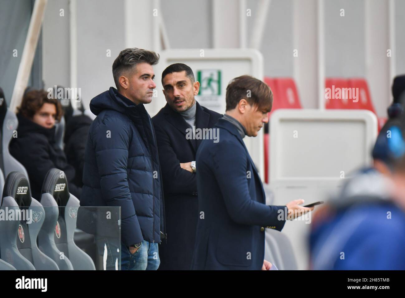 27 novembre 2021, Alessandria, al, Italie: Luca Di Masi et Moreno Longo - Président et entraîneur Alessandria.during the Serie BKT - 14^ Giornata - Alessandria vs Crémonese.(Credit image: © Andrea Amato/Pacific Press via ZUMA Press Wire) Banque D'Images