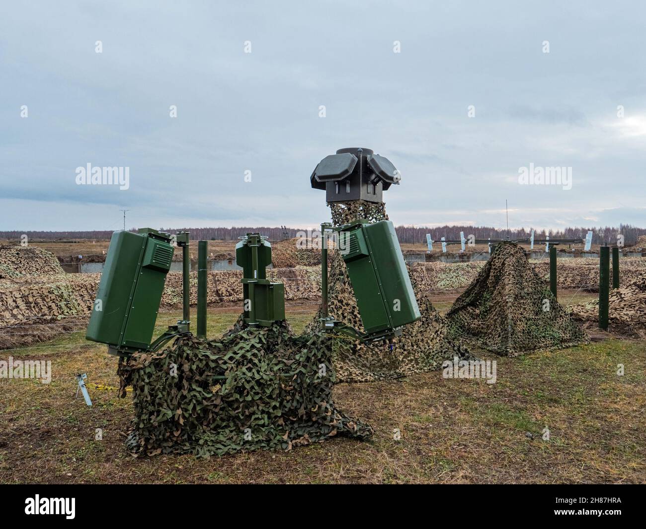 Stations radar militaires russes modernes.Moyens de guerre radio et électronique de l'armée.Equipement radiotechnique.Intelligence des signaux.Radio troupes électroniques Banque D'Images