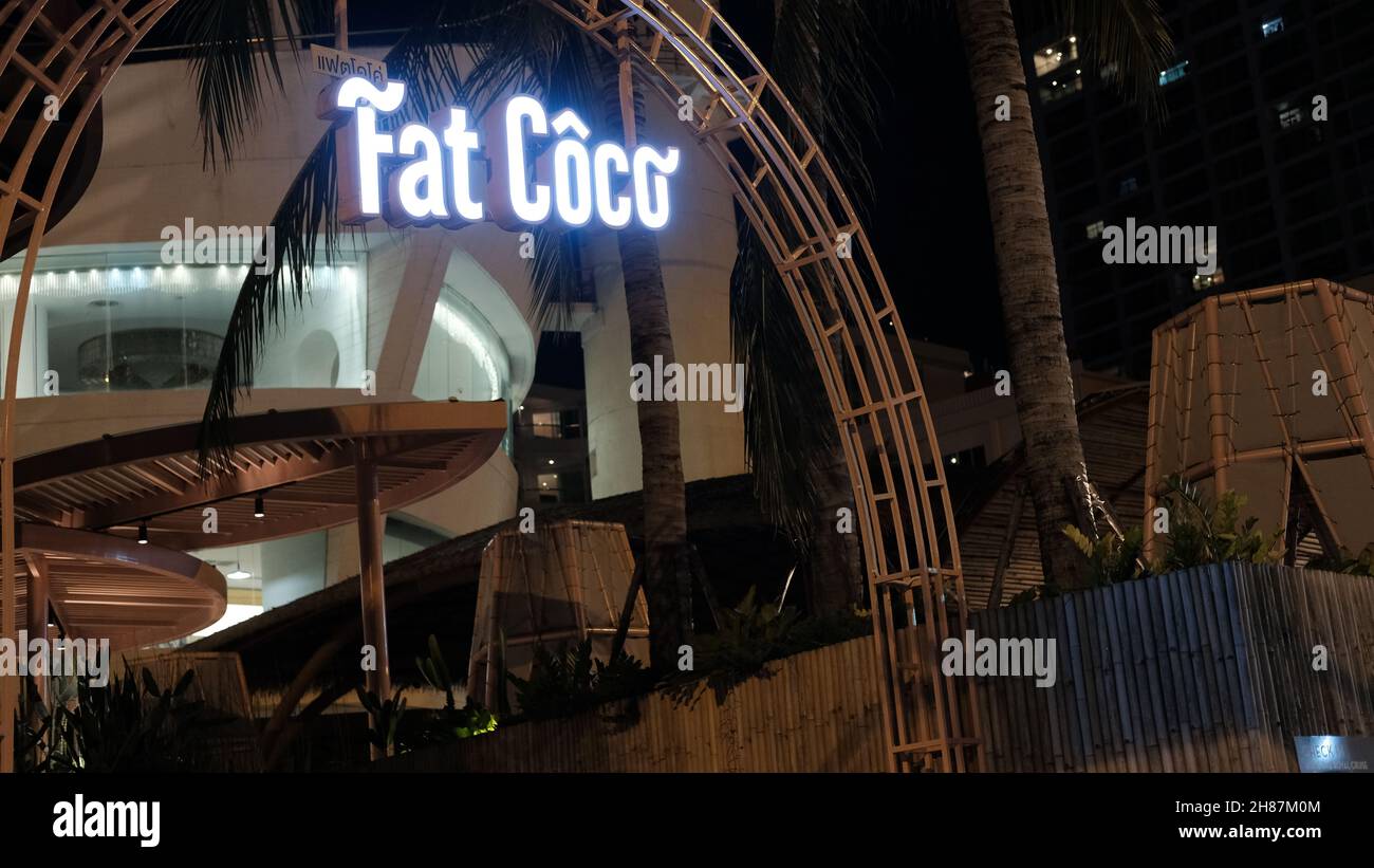 Panneau Billboard Fat Coco Beach Club Restaurant Cafe musique lieu Beach Road Pattaya Thaïlande Banque D'Images