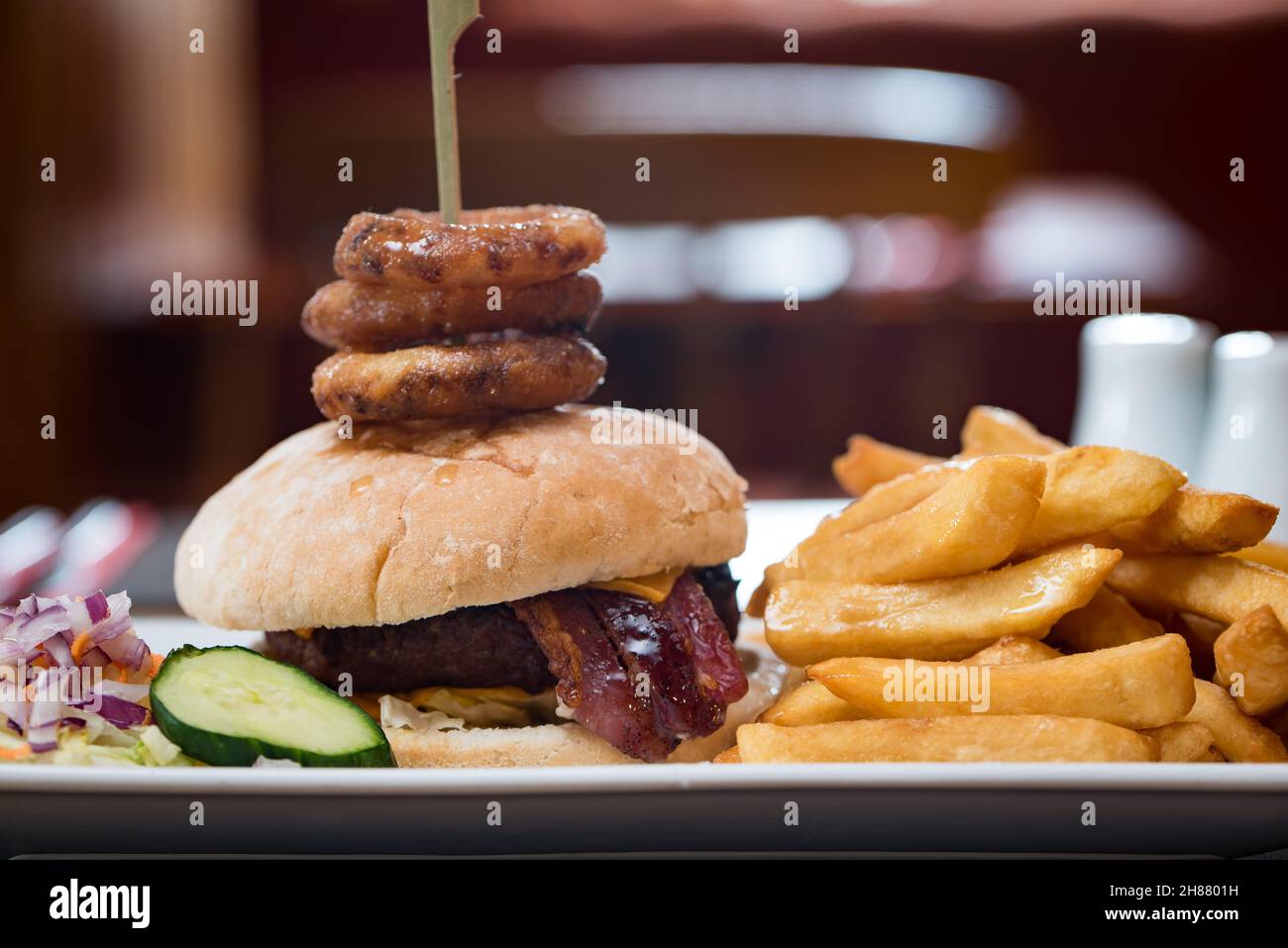 Déjeuner au pub, cuisine britannique traditionnelle ou restaurant Banque D'Images