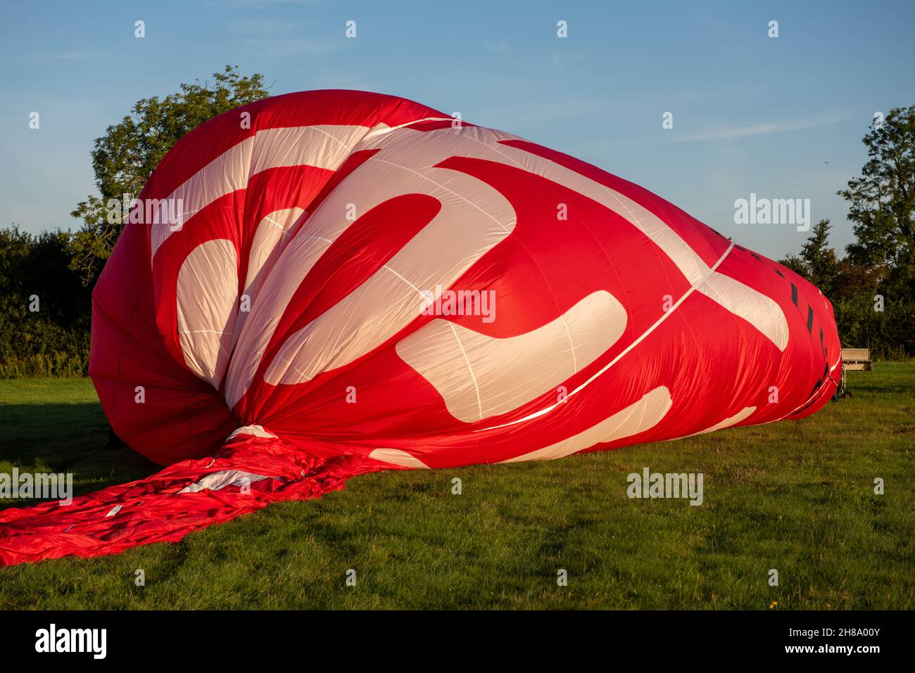 Ballon d'air chaud par étapes de gonflage Banque D'Images