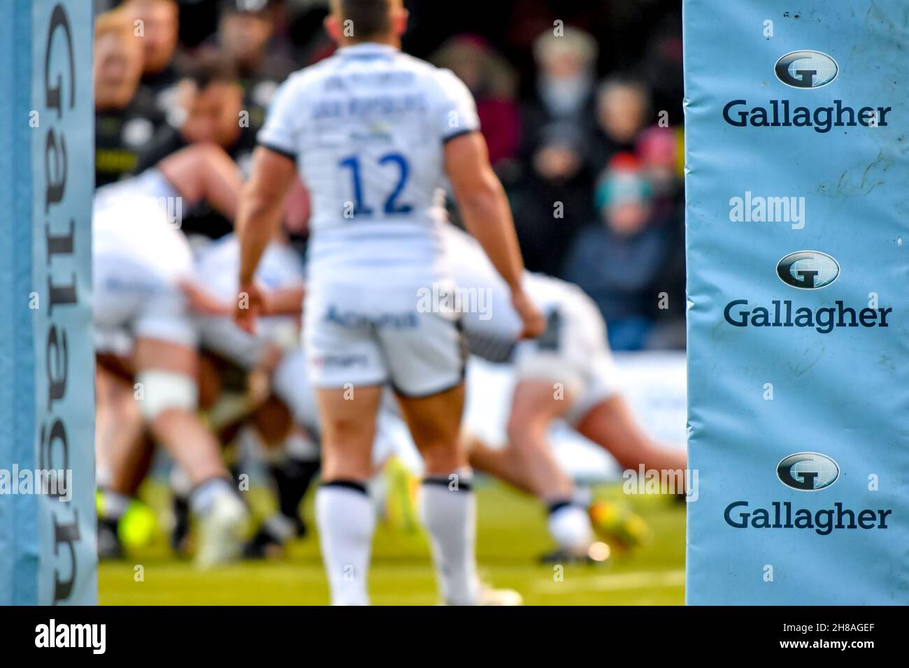 Londres, Royaume-Uni.28 novembre 2021.Les équipes se sont mêlées lors du match de rugby Gallagher Premiership entre Saracens et sale Sharks au stade StoneX, Londres, Angleterre, le 28 novembre 2021.Photo de Phil Hutchinson.Utilisation éditoriale uniquement, licence requise pour une utilisation commerciale.Aucune utilisation dans les Paris, les jeux ou les publications d'un seul club/ligue/joueur.Crédit : UK Sports pics Ltd/Alay Live News Banque D'Images