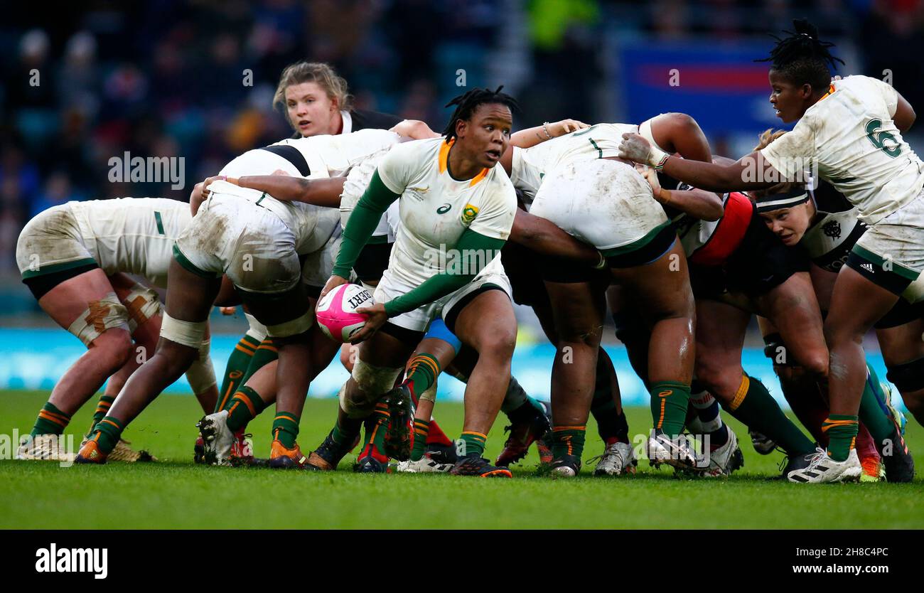 LONDRES, ANGLETERRE - NOVEMBRE 27: Sozophila Solontsi (femmes des requins de la cellule C) pendant le match de coupe Killik entre les femmes Barbarians et les femmes SpringBox XV Banque D'Images