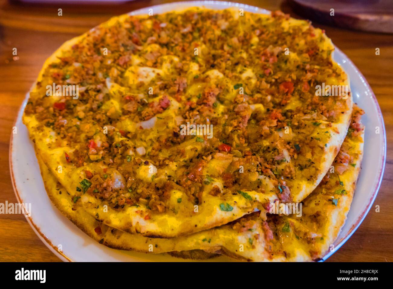 Lahmacun, pizza turque, Prizren, Kosovo Banque D'Images