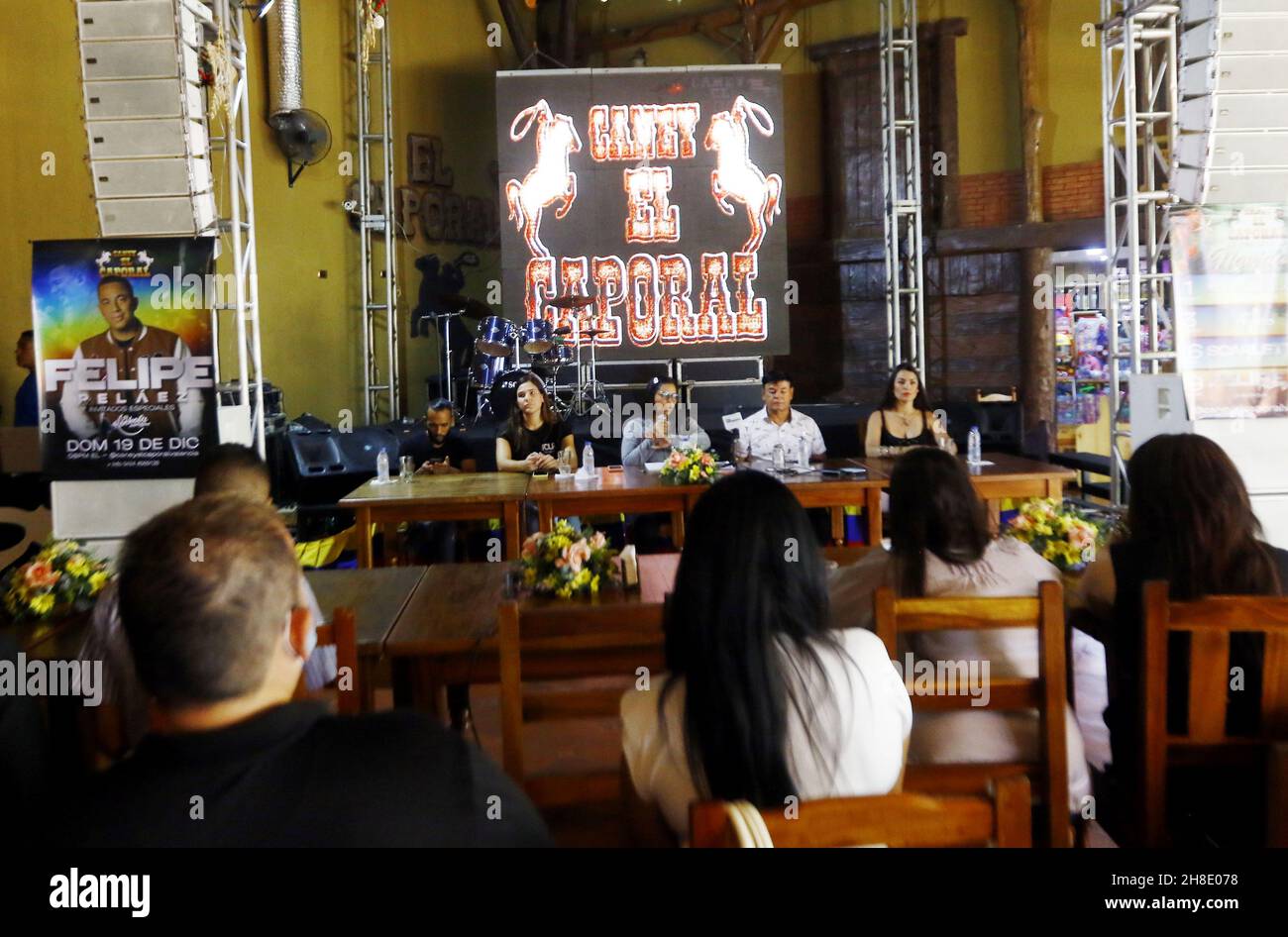 Valence, Carabobo, Venezuela.29 novembre 2021.29 novembre 2021.Le célèbre restaurant El Cabucal, a annoncé dans une conférence de presse, son programme de concerts de musique vénézuélienne pour le mois de décembre.Grâce à des mesures strictes de sécurité bio de la part du Covid-19, ils garantissent un bon plaisir aux participants pendant la saison de Noël.À Valence, Etat de Carabobo.Photo: Juan Carlos Hernandez (Credit image: © Juan Carlos Hernandez/ZUMA Press Wire) Banque D'Images